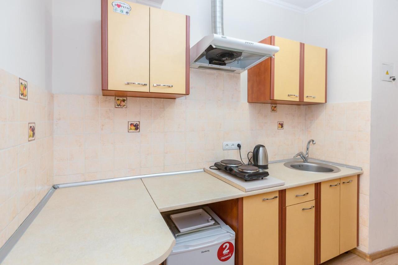 Квартира Студія Біля Оперного Театру По Вулиці Гонти 4-3А Lviv Extérieur photo